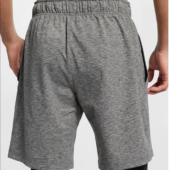 nike men's yoga training shorts
